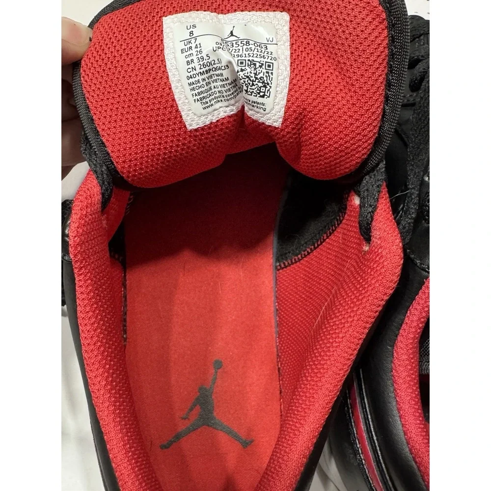 Air Jordan 1 Low size 8 Black/Fire Red Shoes Sneakers  553558 063 Excellent Euc‎